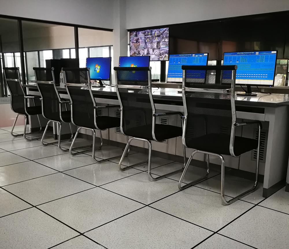 污水處理DCS系統(tǒng)控制室